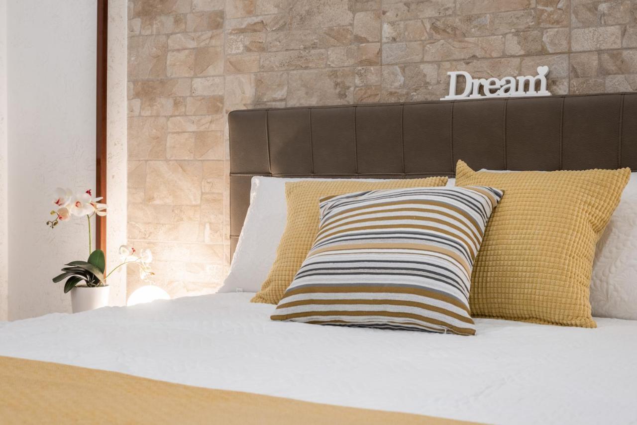 Yhellow Home Comfy Apartment Барі Екстер'єр фото